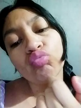 LatinSquirtBaby online show from 16, 6, 2026