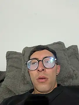 LeonBlazze online show from 5, 5, 2026
