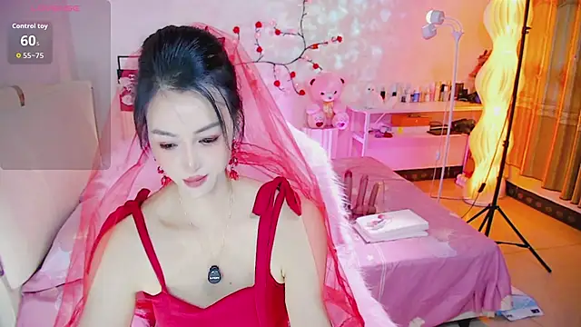 Evelyn-007 online show from 4, 8, 2026