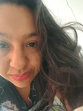 Scarlettt Kiss online show from 8, 4, 2026