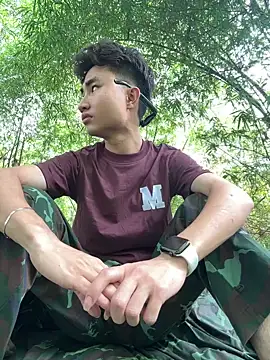Hoanganhdayroii online show from 2, 6, 2026