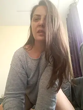 Arya Malone online show from 23, 4, 2026