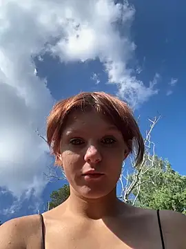 NinaParri online show from 14, 7, 2026