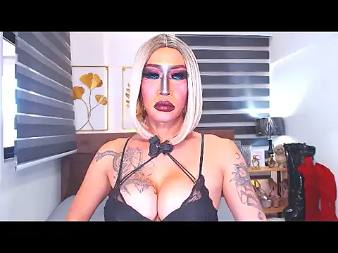 DominateMistressTania online show from 25, 5, 2026