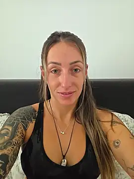 NicoleKaiser online show from 14, 7, 2026