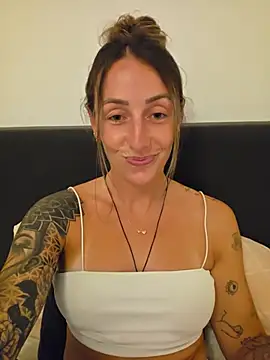 NicoleKaiser online show from 16, 7, 2026
