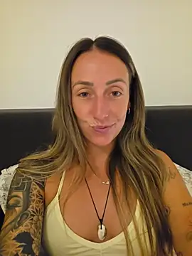 NicoleKaiser online show from 24, 7, 2026
