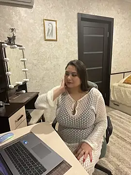 AgathaMyers online show from 24, 3, 2026