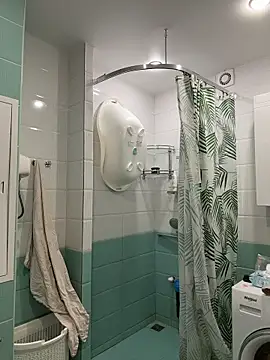 charmingggirl online show from 9, 4, 2026