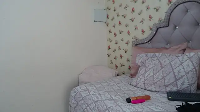 crystal watson0 online show from 4, 4, 2026