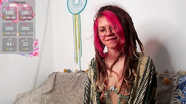 Snapshot of Rin_Wolfy chatting on 27, 3, 2026 Rin Wolfy online show from 27, 3, 2026
