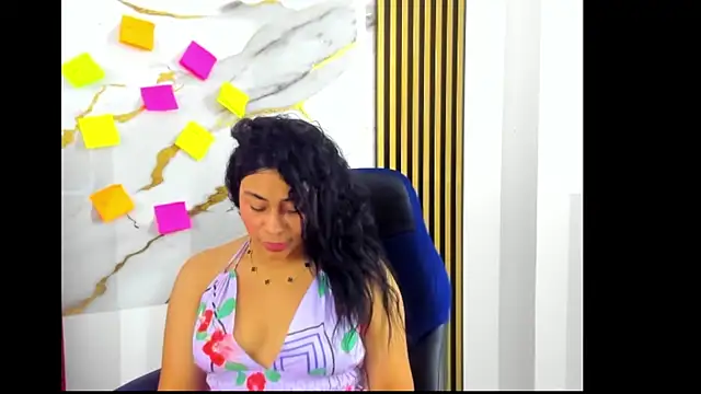 Tiana hots online show from 24, 4, 2026