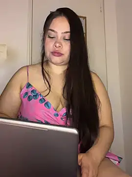 Juliana xv online show from 5, 4, 2026