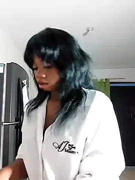 Snapshot of HannaMayers_ chatting on 11, 4, 2026 HannaMayers online show from 11, 4, 2026