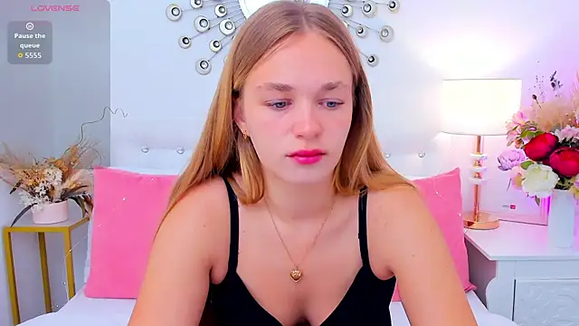 YangLola online show from 28, 5, 2026