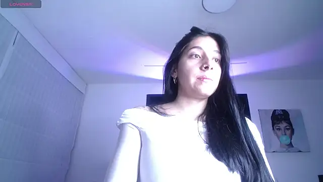 Melannyy V online show from 2, 6, 2026