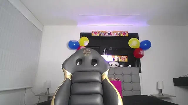 Melannyy V online show from 21, 6, 2026