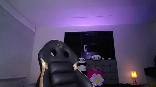 Melannyy V online show from 1, 8, 2026