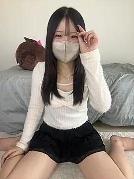 MOMO chan 0412 online show from 24, 3, 2026