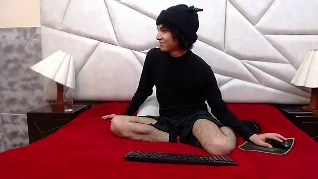 Snapshot of Nyx_and_Arian chatting on 8, 5, 2026 Nyx and Arian online show from 8, 5, 2026