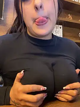 emiiross online show from 20, 4, 2026