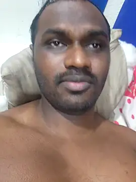 Snapshot of singletamilguy chatting on 17, 4, 2026 singletamilguy online show from 17, 4, 2026