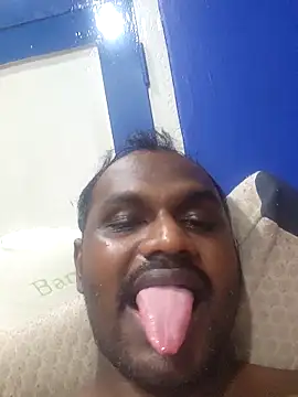 Snapshot of singletamilguy chatting on 20, 4, 2026 singletamilguy online show from 20, 4, 2026