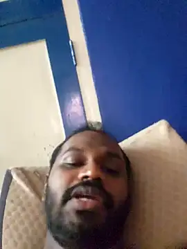 Snapshot of singletamilguy chatting on 11, 5, 2026 singletamilguy online show from 11, 5, 2026