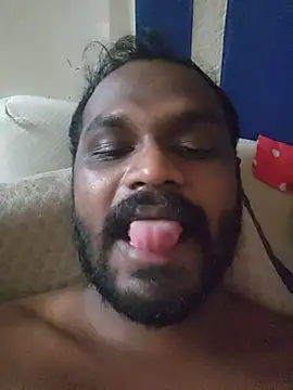 Snapshot of singletamilguy chatting on 27, 5, 2026 singletamilguy online show from 27, 5, 2026