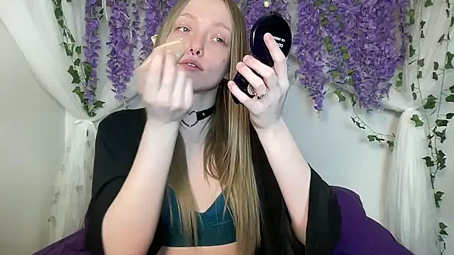 Snapshot of ElfGirlAna chatting on 25, 3, 2026 ElfGirlAna online show from 25, 3, 2026