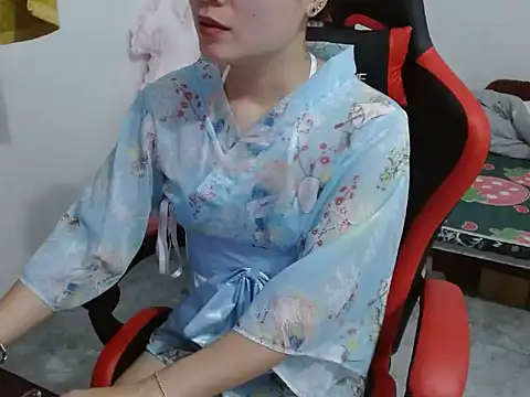 Snapshot of Olivia_cute68 chatting on 12, 4, 2026 Olivia cute68 online show from 12, 4, 2026