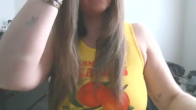 Goddess-GraceX online show from 15, 4, 2026