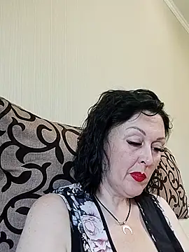 HelgaDennis online show from 27, 6, 2026