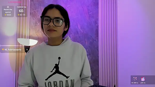 alina sauvage online show from 11, 4, 2026