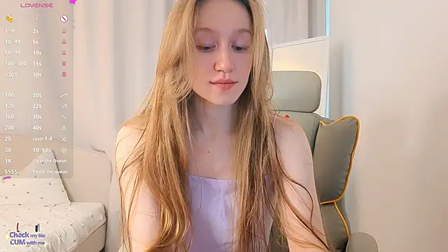 Snapshot of mowalova chatting on 19, 5, 2026 mowalova online show from 19, 5, 2026