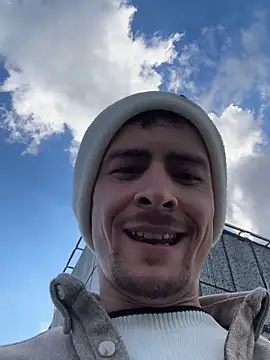 globalfucker34 online show from 9, 4, 2026