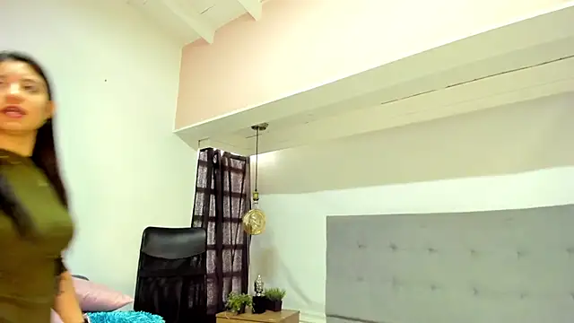 Snapshot of LindaCatalina_ chatting on 28, 3, 2026 LindaCatalina online show from 28, 3, 2026