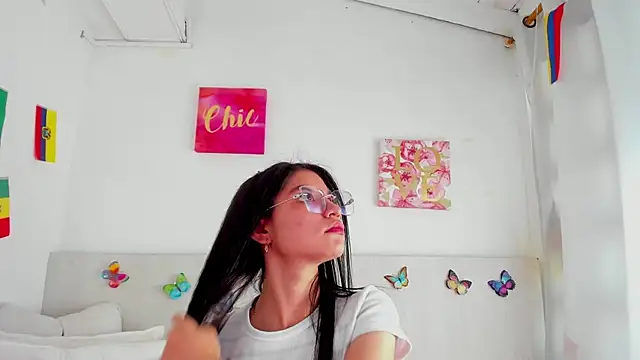 LindaCatalina  online show from 11, 7, 2026