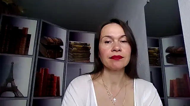 Selena Moo online show from 12, 4, 2026