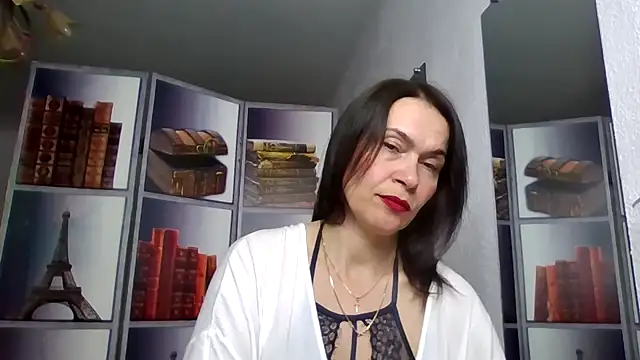 Selena Moo online show from 19, 4, 2026