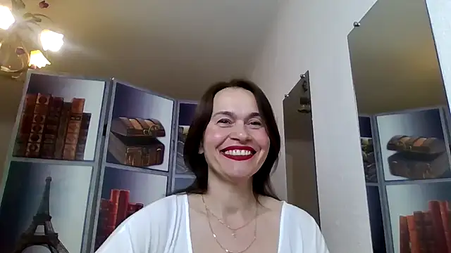 Selena Moo online show from 30, 4, 2026