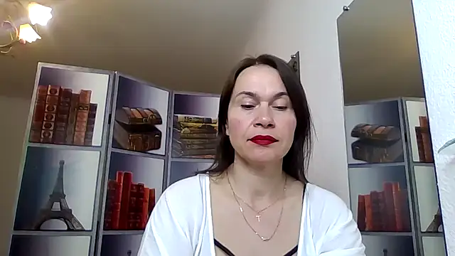 Selena Moo online show from 3, 5, 2026