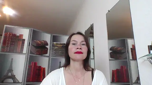 Selena Moo online show from 21, 5, 2026