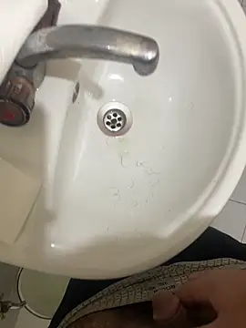 yassineamri online show from 25, 3, 2026