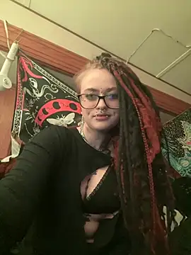 Snapshot of darlingvicuous chatting on 22, 3, 2026 darlingvicuous online show from 22, 3, 2026