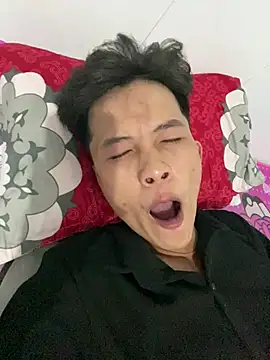 Nguyencuong1999 online show from 12, 4, 2026