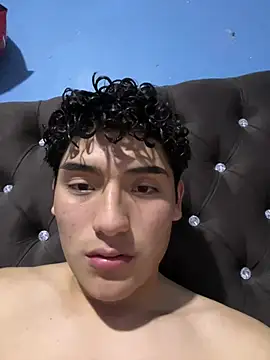 Snapshot of Piero_1369 chatting on 14, 7, 2026 Piero 1369 online show from 14, 7, 2026
