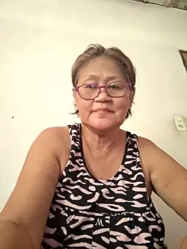 Snapshot of Sunflower1956 chatting on 4, 5, 2026 Sunflower1956 online show from 4, 5, 2026
