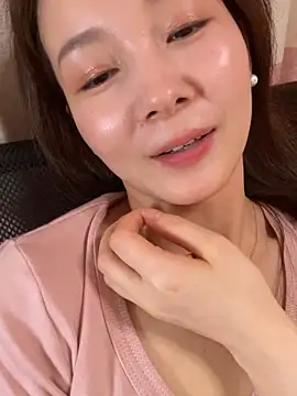 Snapshot of Tingting-rd chatting on 16, 6, 2026 Tingting-rd online show from 16, 6, 2026