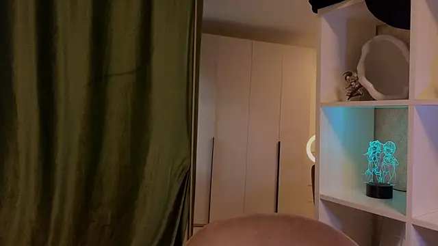 Snapshot of dark_honey_ chatting on 11, 5, 2026 dark honey online show from 11, 5, 2026